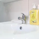 Private En-suite Shared Kitchen - Pass The Keys * Leeds (West Yorkshire)
