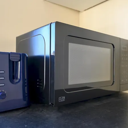 Apartment Private En-suite Shared Kitchen - Pass The Keys *